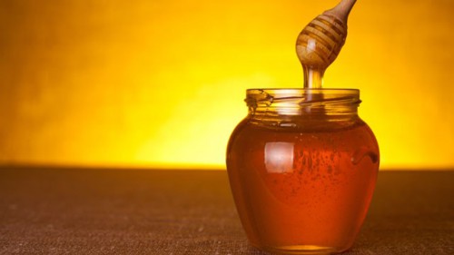 خواص عسل چیست؟ عسل برای چه بیماری‌هایی کاربرد دارد؟