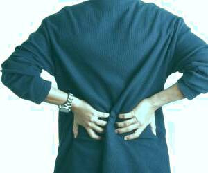 سوزش کلیه در روزه داران: علائم و راهکارهای درمانی