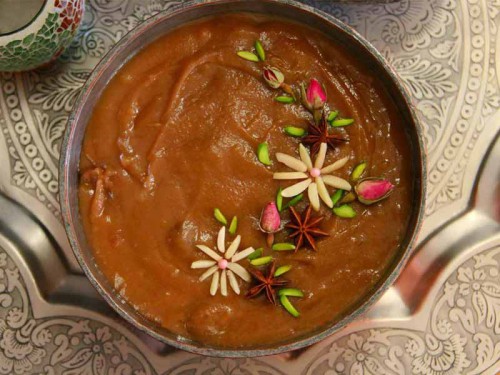 طرز تهیه سمنو اصیل ایرانی خوشمزه و سنتی با آرد گندم سبوس دار