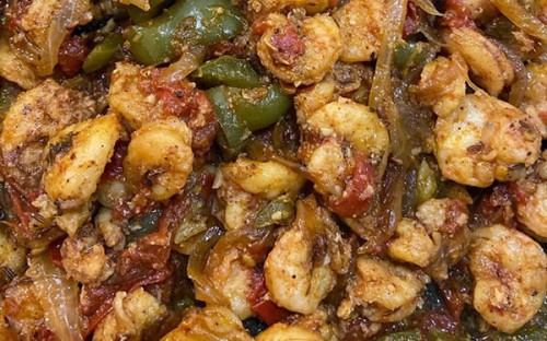 طرز تهیه خوراک میگو خوشمزه و مقوی با سبزیجات