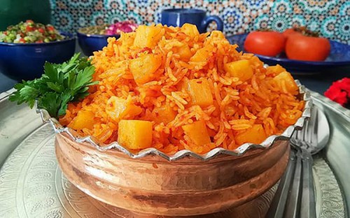 طرز تهیه دمی گوجه فرنگی با سیب زمینی بدون گوشت ساده و خوشمزه