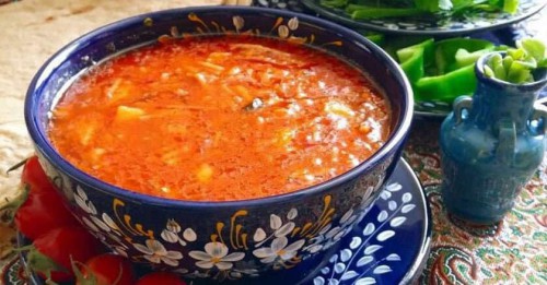 طرز تهیه اشکنه اصیل ایرانی خوشمزه و جاافتاده با سیب زمینی