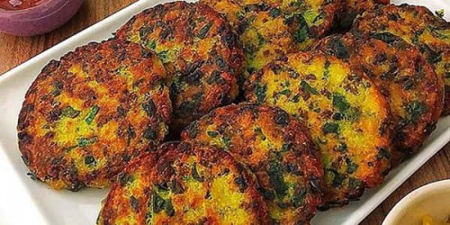 طرز تهیه کوکو اسفناج ساده و خوشمزه با سیب زمینی به روش شمالی