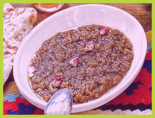نکات و دستور پخت دوشاب یومورتا به روش کافه ای؛ صبحانه بسیار مقوی و خوشمزه آذربایجانی