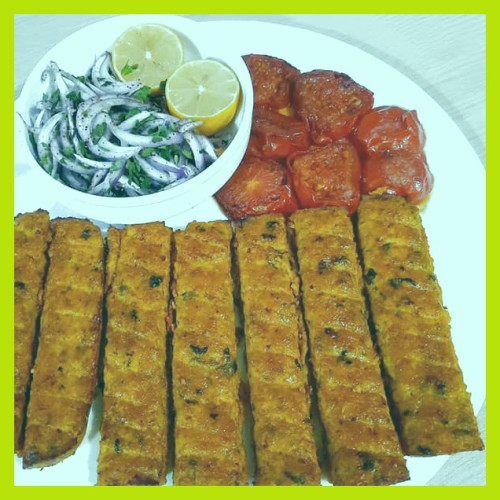 نکات و دستور پخت کوبیده مرغ در فر به روش مجلسی و با طعم بسیار عالی