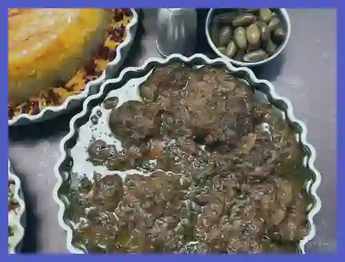 نکات و دستور پخت خورش گردو اسفناج، یک غذای مجلسی با طعمی بی‌نظیر