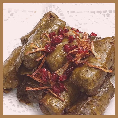 نکات و دستور پخت دلمه برگ مو به روش مجلسی و با طعم بسیار عالی