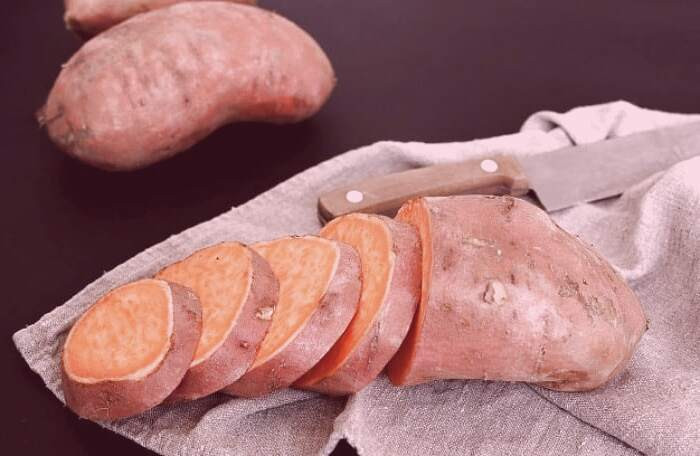 سیب زمینی شیرین از مواد غذایی تولید کننده سنگ کلیه سیب زمینی شیرین