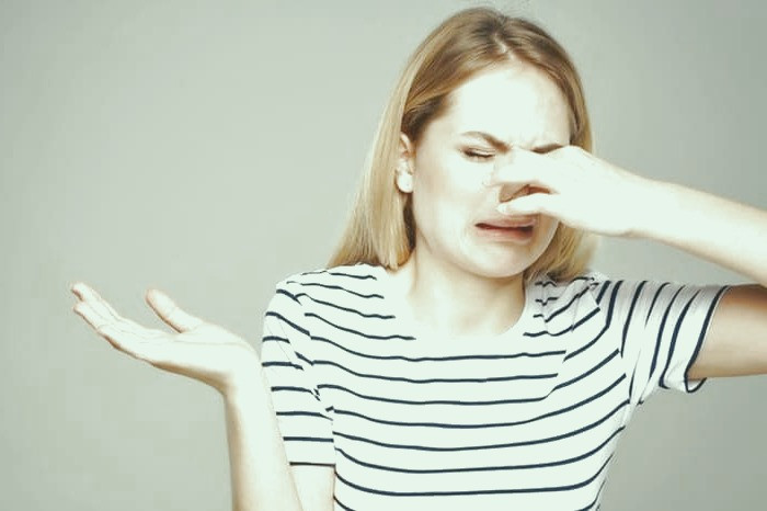 بوی گند عرق