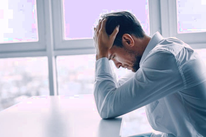 سرزنش نکردن خود بخاطر اتفاقات گذشته ناراحت