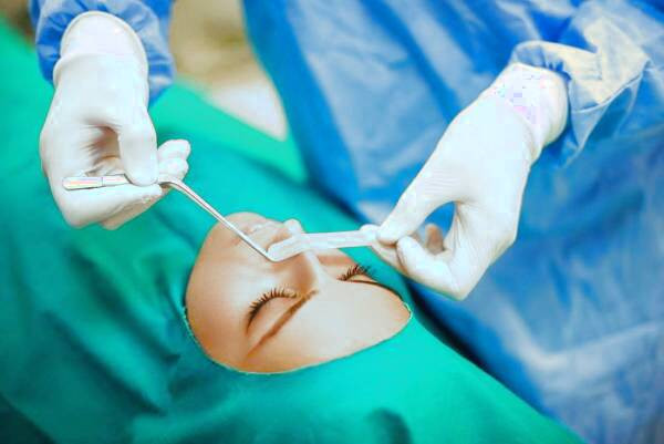 روش عمل جراحی سپتوم بینی نحوه جراحی انحراف بینی