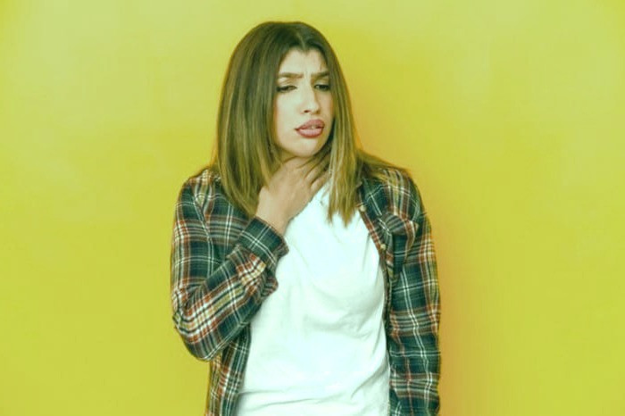 چای برای گلودرد