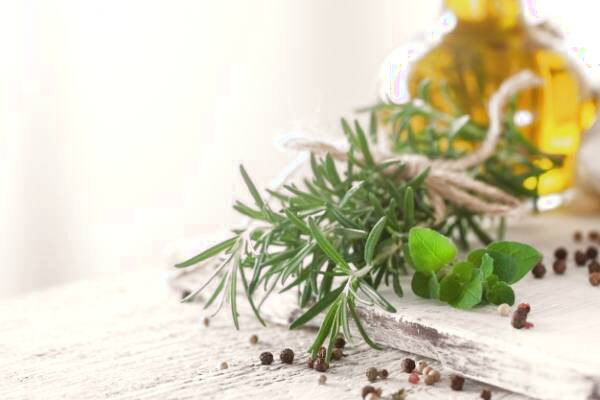 روغن ماساژ مو روغن رزماری