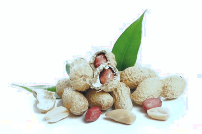 عوارض مصرف بیش از حد بادام زمینی مضرات بادام زمینی