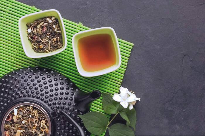 قوی کردن ناخن چای سبز