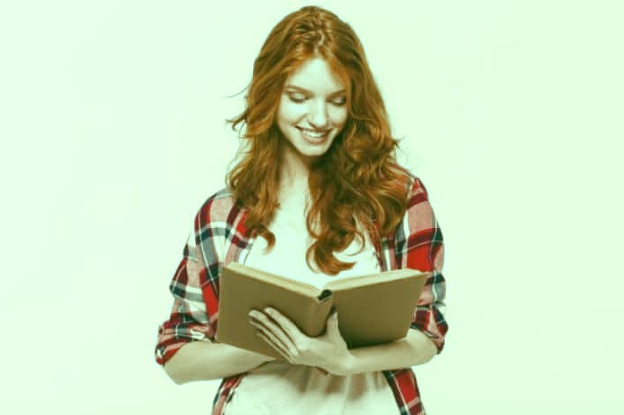 کتاب خواندن برای سرگرم شدن خواندن کتاب