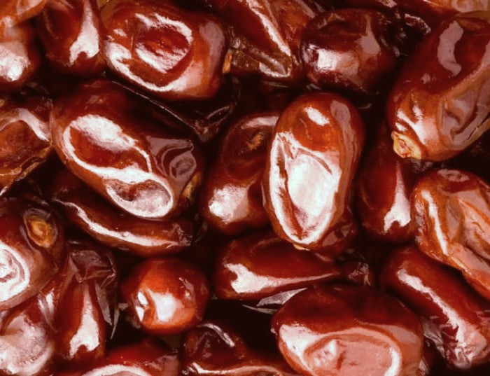 چگونه وزن اضافه کنیم؟ افزایش وزن با خرما