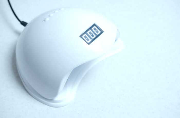 دستگاه یو وی