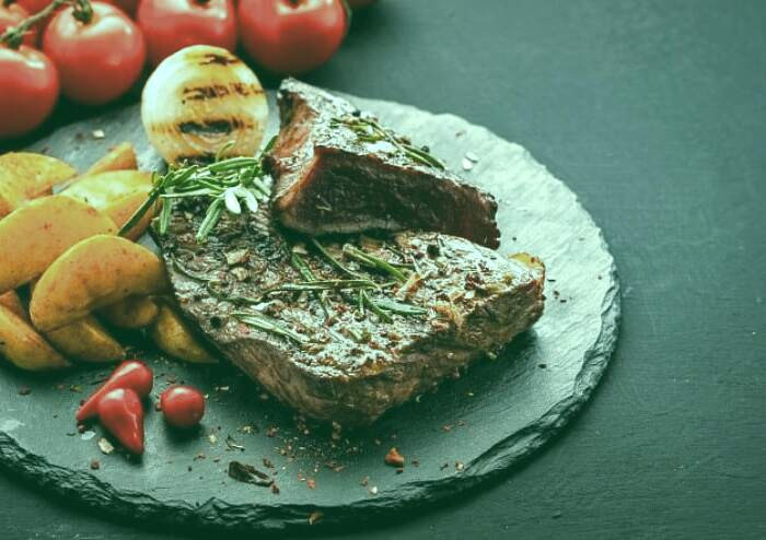 مصرف گوشت شتر برای لاغری طعم گوشت شتر