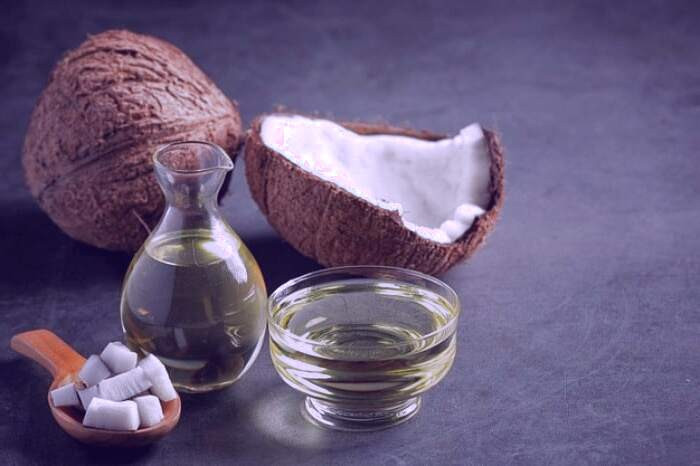 چطور از روغن نارگیل به عنوان ضد آفتاب استفاده کنیم؟ روغن نارگیل