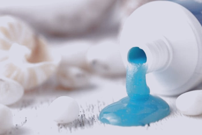 خمیردندان برای پوست