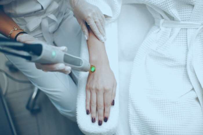 عوارض فاصله جلسات لیزر