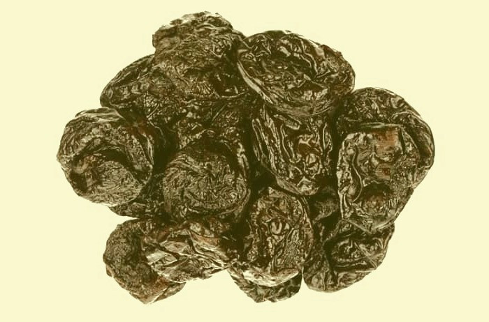 آلو برقانی و یبوست