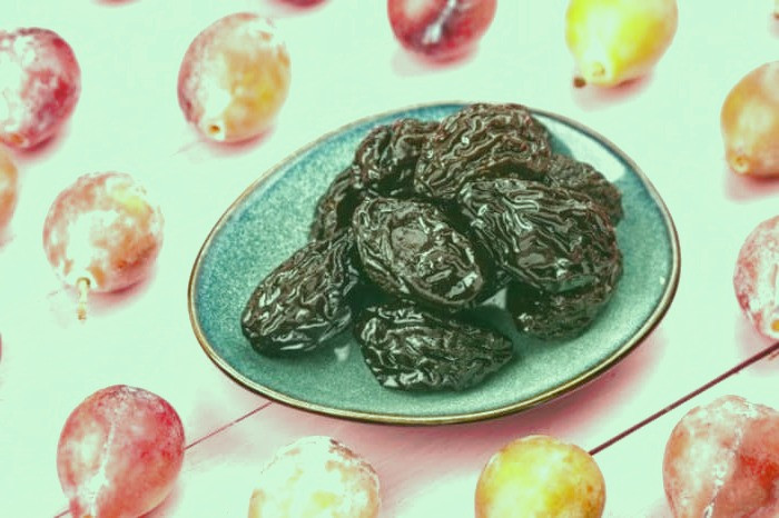 عوارض آلو برقانی