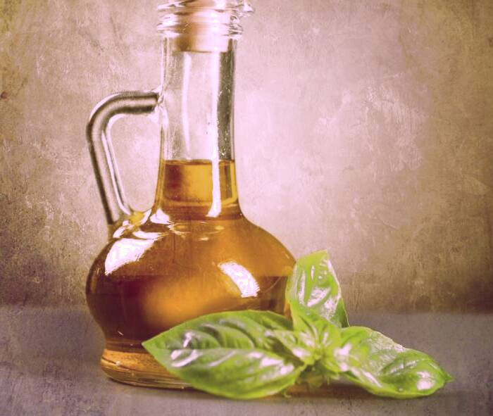 روغن ریحان برای تقویت گردش خون خواص روغن ریحان