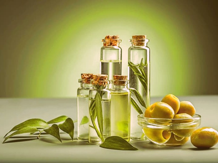 روغن زیتون مفید برای کولیت روده رفع کولیت روده با روغن زیتون