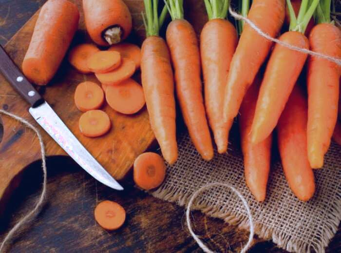 طر تهیه ماسک هویج برای پاییز ماسک هویج