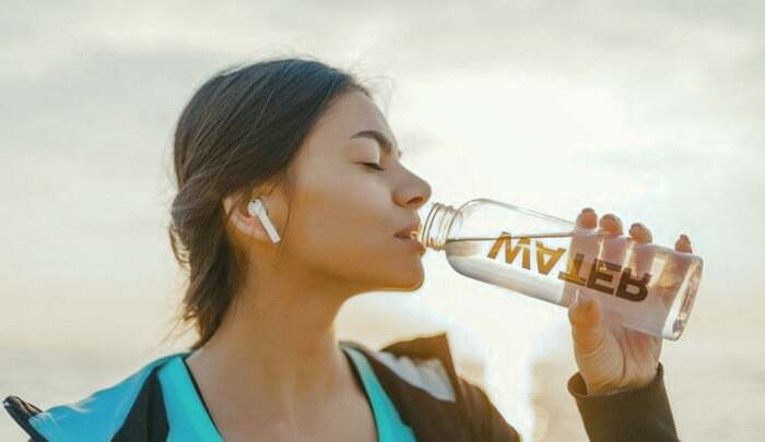مصرف آب برای ترک کردن سیگار آب نوشیدن
