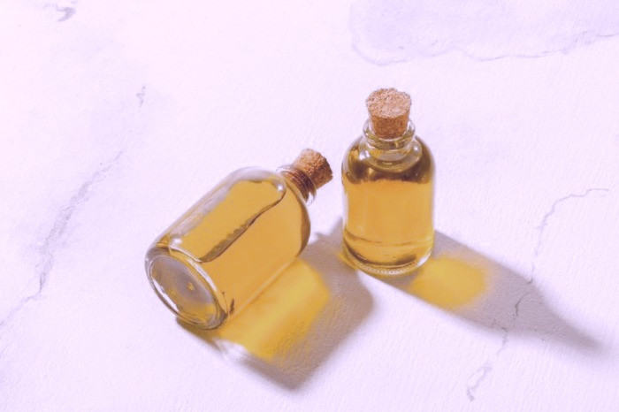 استفاده از روغن زیتون برای مو: نکات کاربردی