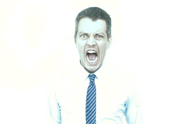 عدم تقارن فک