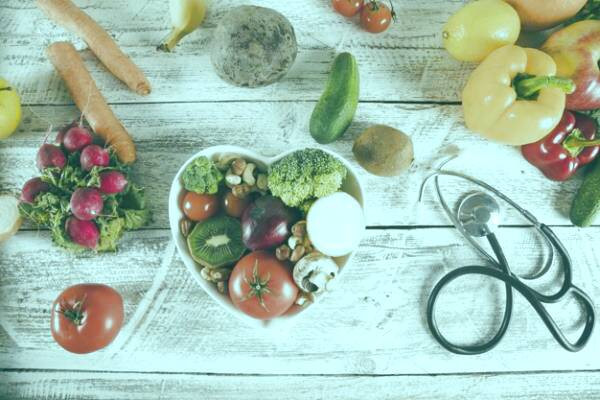علت آروغ زدن مکرر مواد غذایی مضر برای نفخ شکم