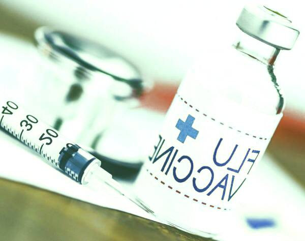 تزریق واکسن آنفولانزا