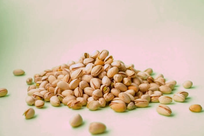 خواص پسته برای مو 