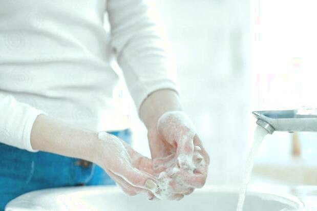 شستن دست ها 