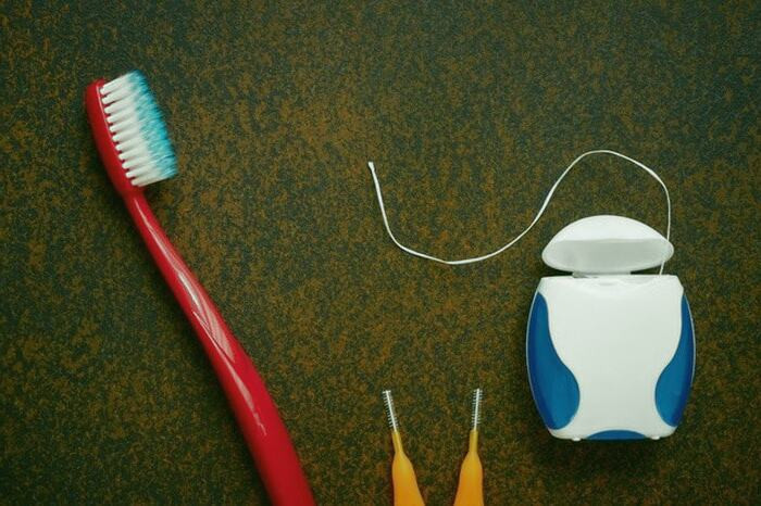 رعایت ترتیب مسواک زدن و نخ دندان  ترتیب مسواک و نخ دندان