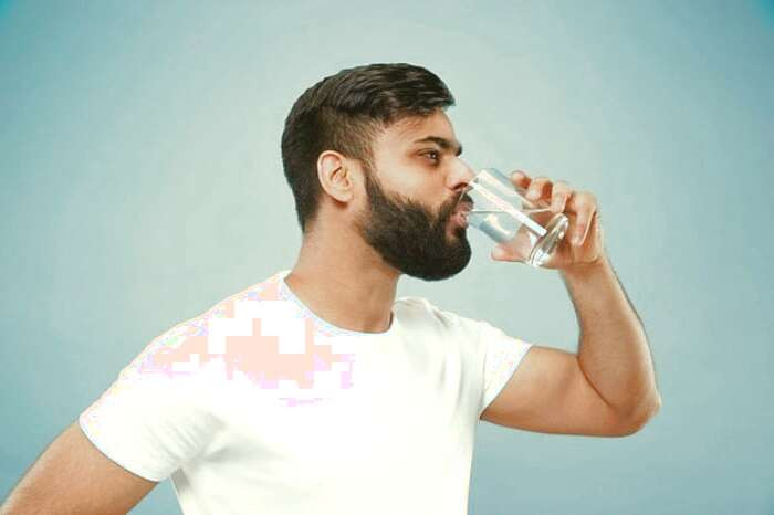معجزه خوردن آب ناشتا سلامت بدن