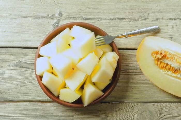 خوردن خربزه