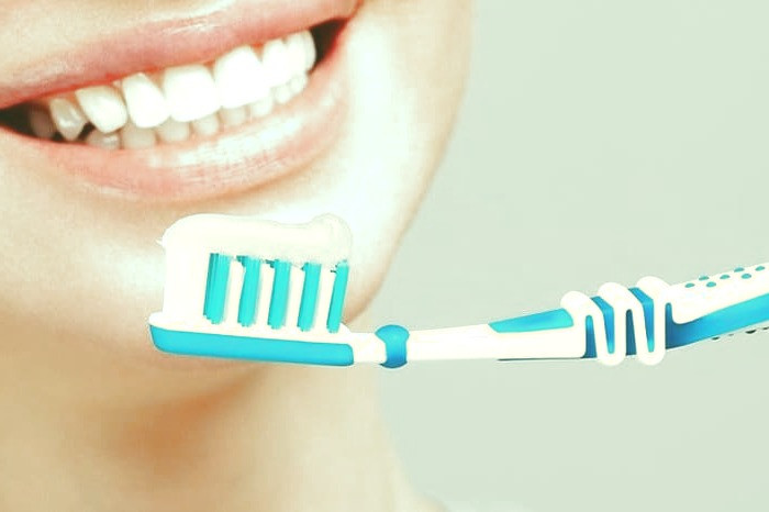 عصب کشی دندان 