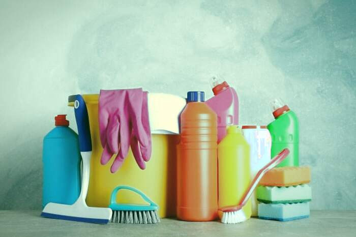 ترکیب مواد شیمیایی