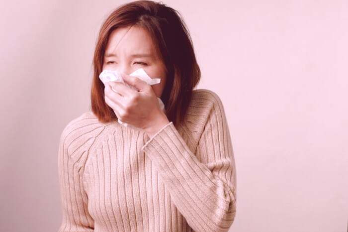 دلیل آبریزش بینی