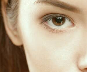 دلایل خشکی پوست اطراف چشم و راه حل های سریع آن