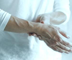 بررسی باورهای اشتباه درباره آرتروز