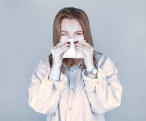 علت آبریزش بینی پس از مصرف غذای تند چیست؟