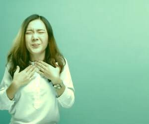 دلایل گرفتگی صدا در صبح چیست؟