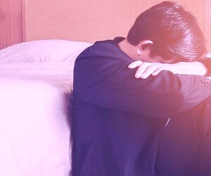 چرا بدون دلیل احساس افسردگی می‌کنم در حالی که همه چیز خوب است؟