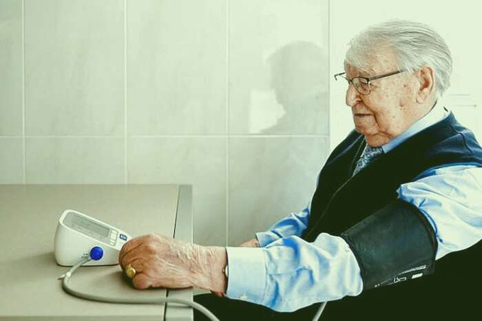 فشارخون بالا در پیری